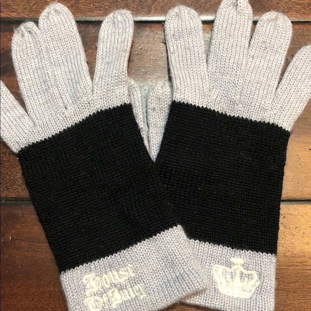 Juicy Couture Gloves